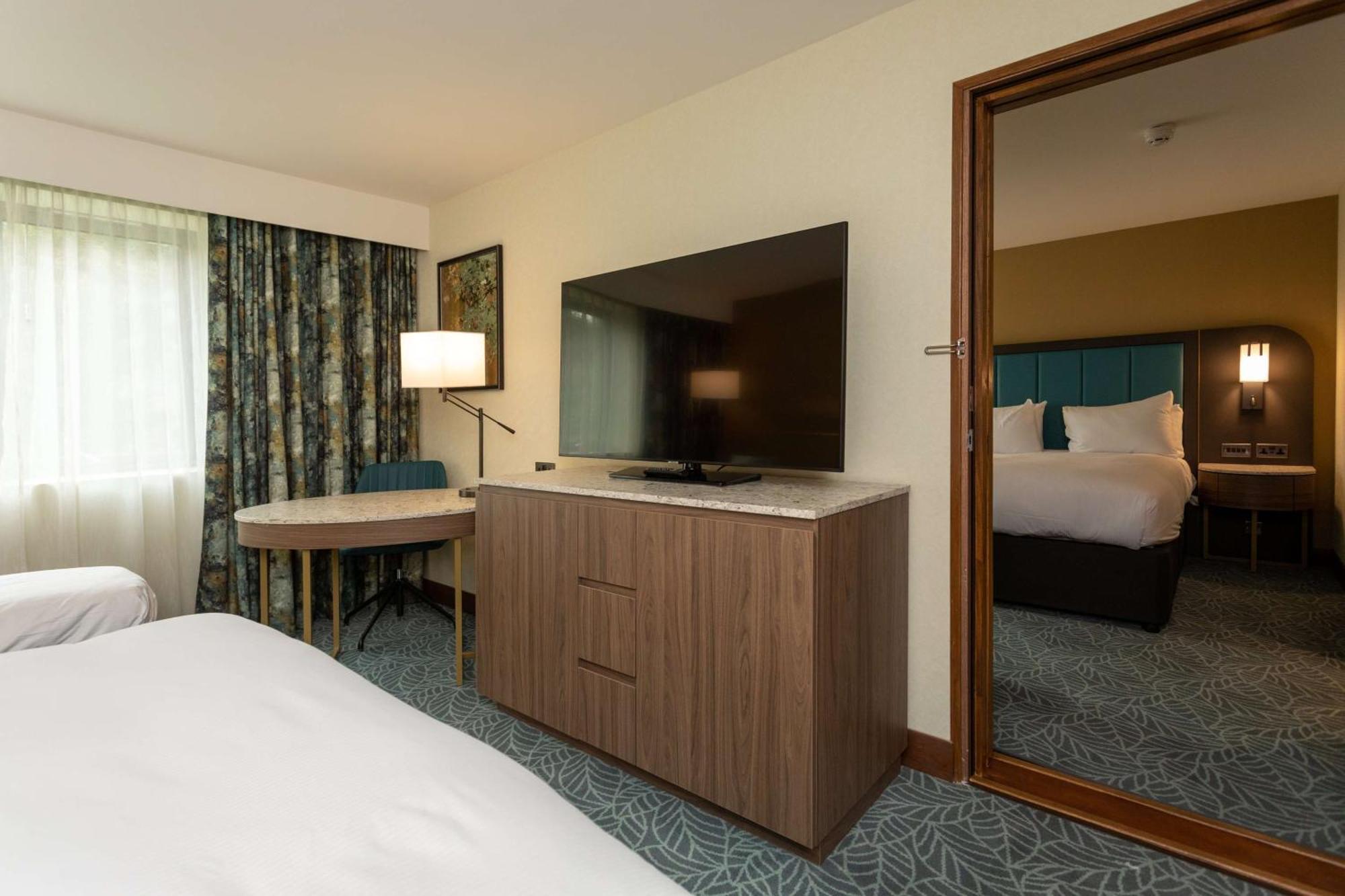 Doubletree By Hilton Hotel Nottingham - Gateway מראה חיצוני תמונה