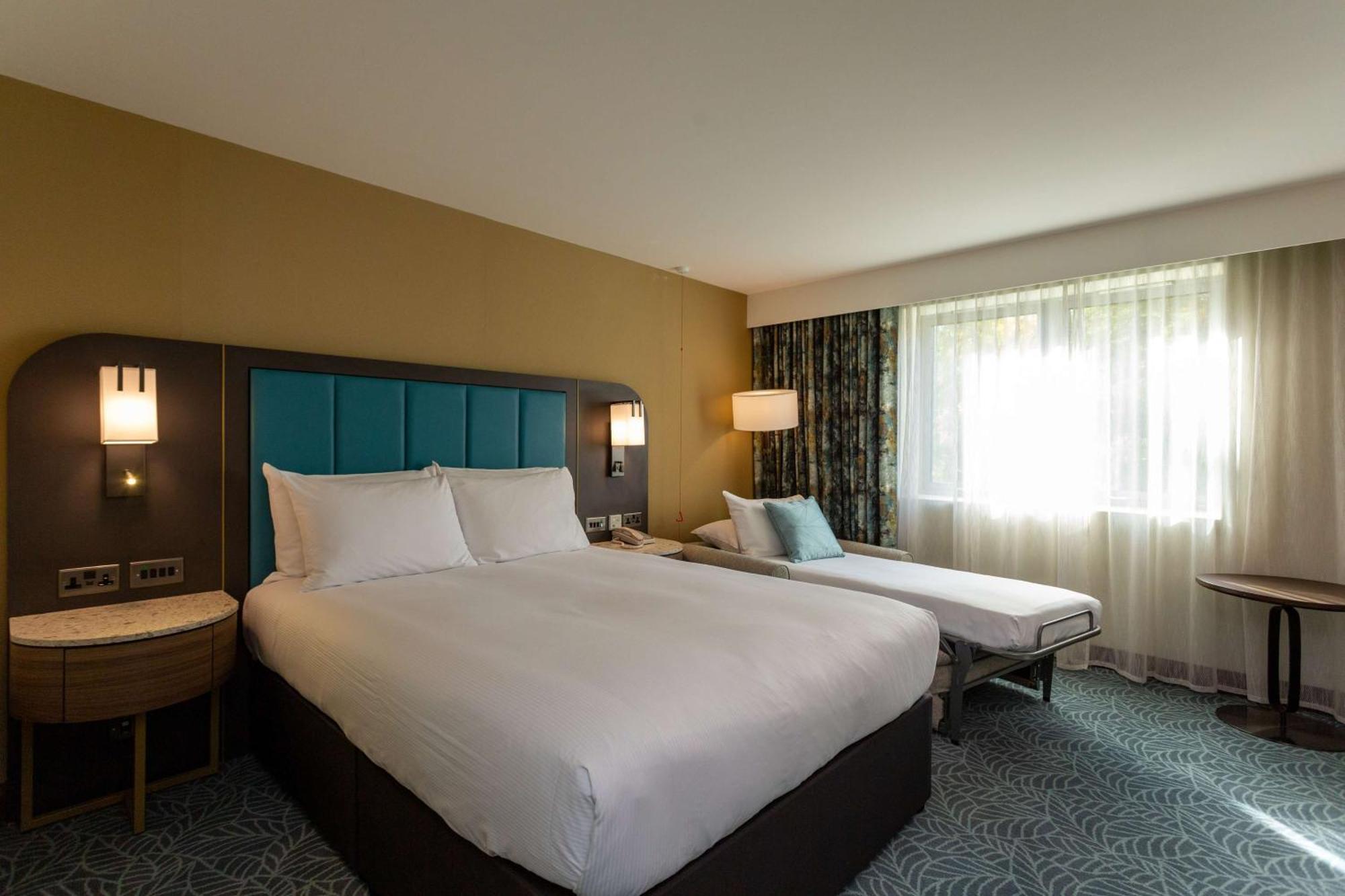 Doubletree By Hilton Hotel Nottingham - Gateway מראה חיצוני תמונה