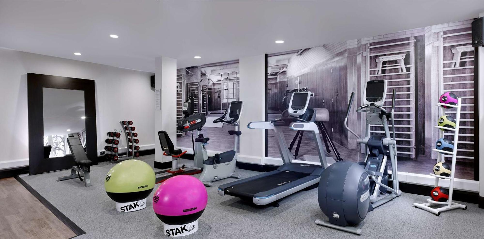 Doubletree By Hilton Hotel Nottingham - Gateway מראה חיצוני תמונה