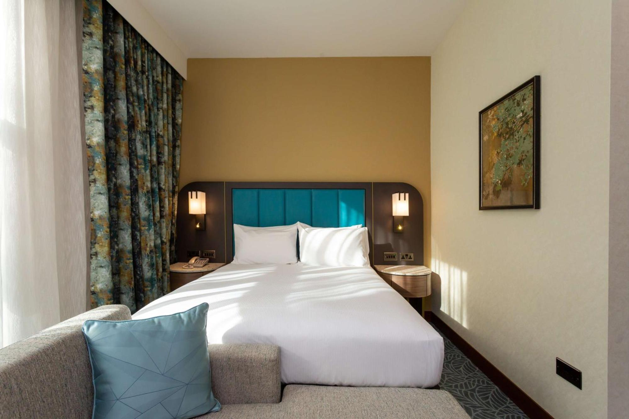Doubletree By Hilton Hotel Nottingham - Gateway מראה חיצוני תמונה