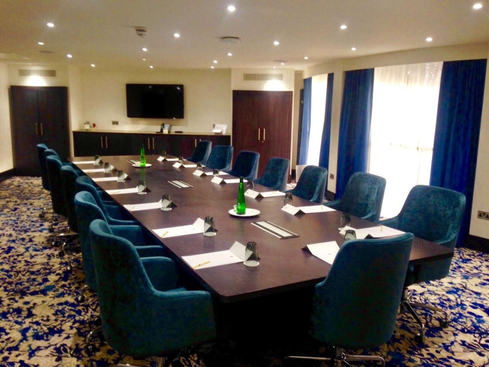 Doubletree By Hilton Hotel Nottingham - Gateway מראה חיצוני תמונה