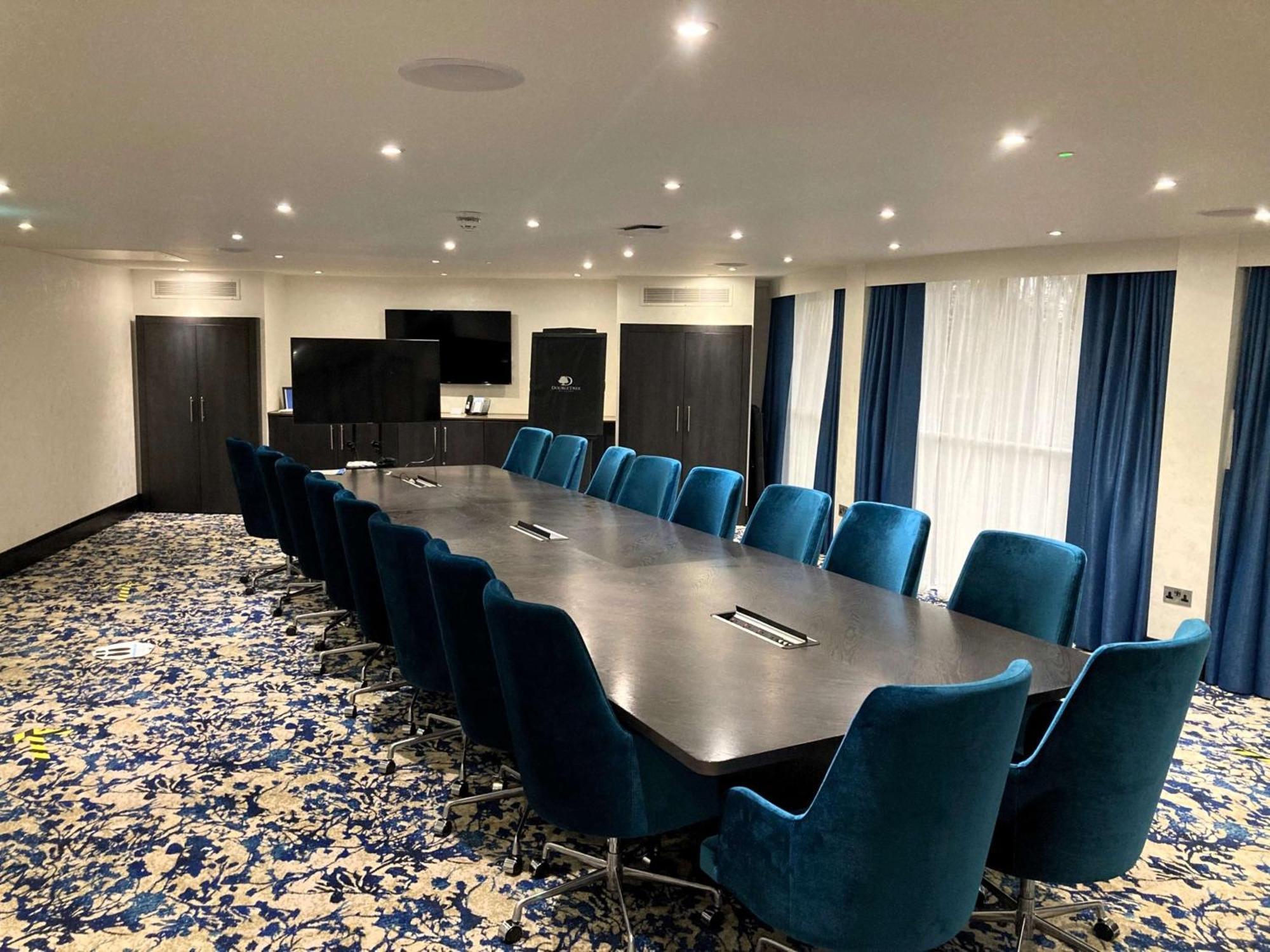 Doubletree By Hilton Hotel Nottingham - Gateway מראה חיצוני תמונה