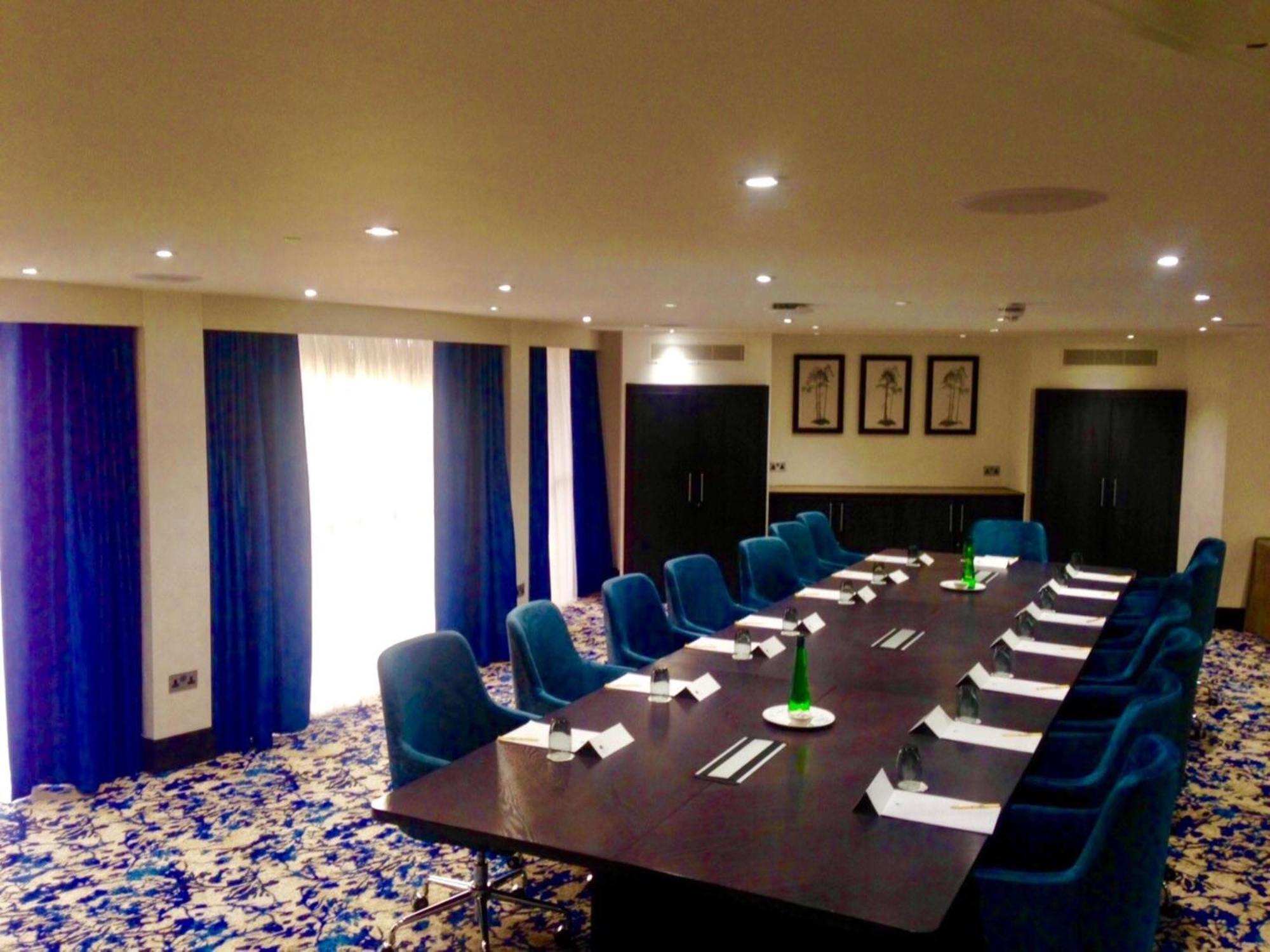 Doubletree By Hilton Hotel Nottingham - Gateway מראה חיצוני תמונה